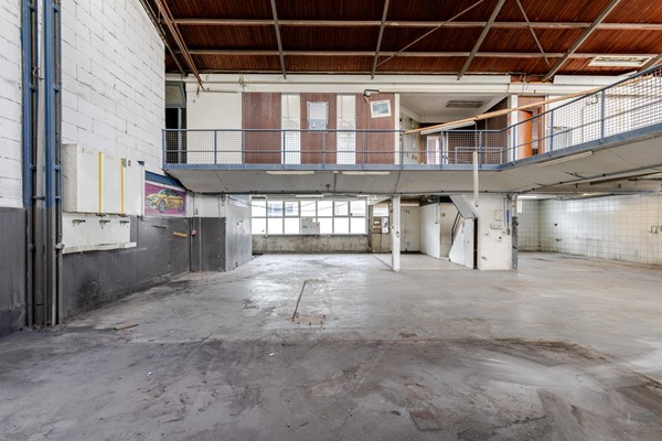Medium property photo - Loetestraat 2, 3044 AX Rotterdam